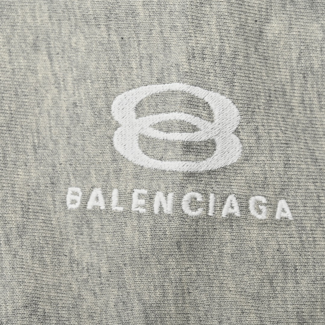 Balenciaga/巴黎世家 24ss 假两件披肩连帽短袖