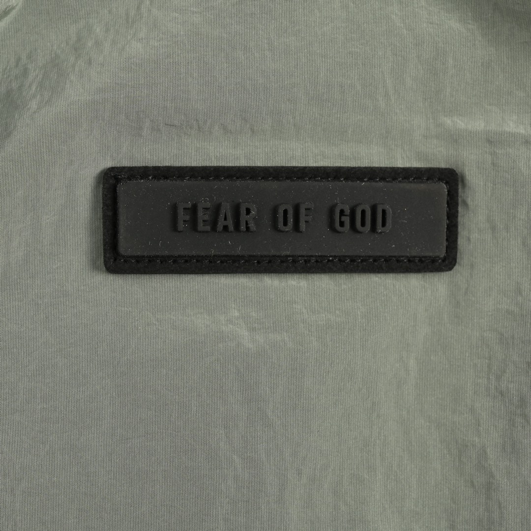 Fear Of God 复线机能金属尼龙梭织半拉链短袖