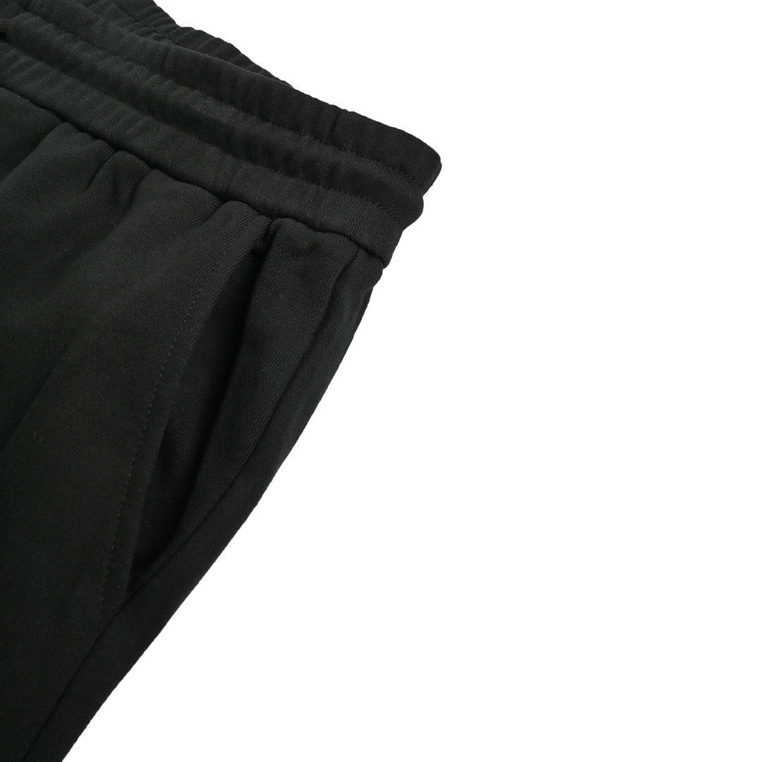 GIVENCHY /纪梵希 刺绣四宫格长裤-Chinese UA Cheap High Quatity Brand Clothes Bags handbags Sneakers wholesale wholesaler seller from China Factory suppliers Fashion Clothing Shoes best Quality Beautiful Price GIVENCHY /纪梵希 刺绣四宫格长裤