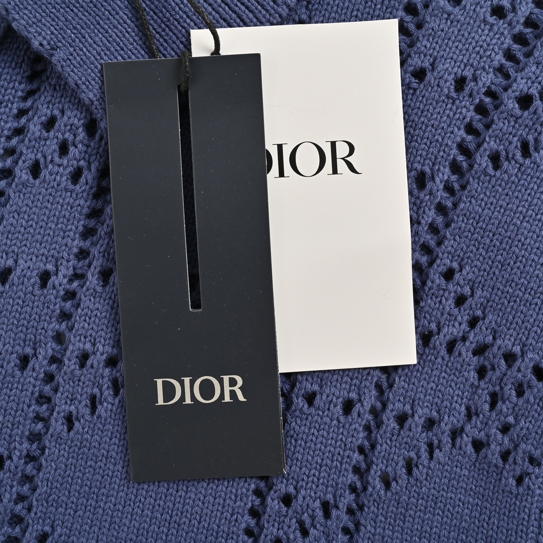 Dior/迪奥 24ss 镂空针织短袖开衫 这款短袖衬衫致敬经典的