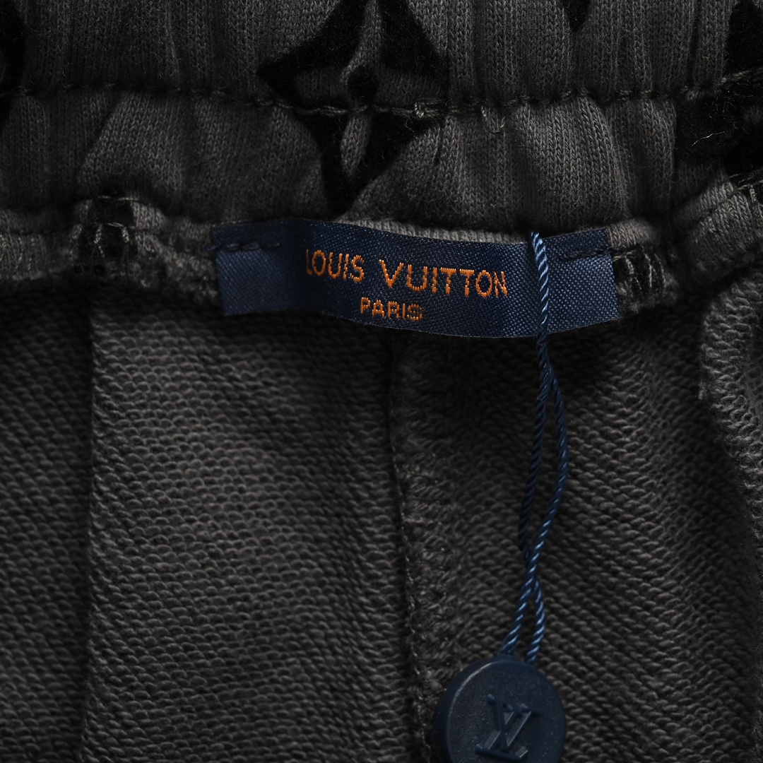 Louis Vuitton/路易威登 24ss 老花植绒满印logo短裤