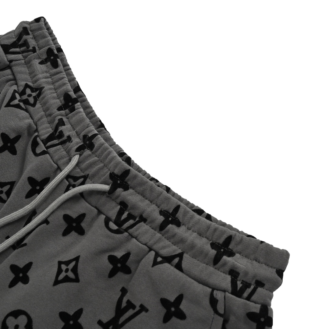 Louis Vuitton/路易威登 24ss 老花植绒满印logo短裤