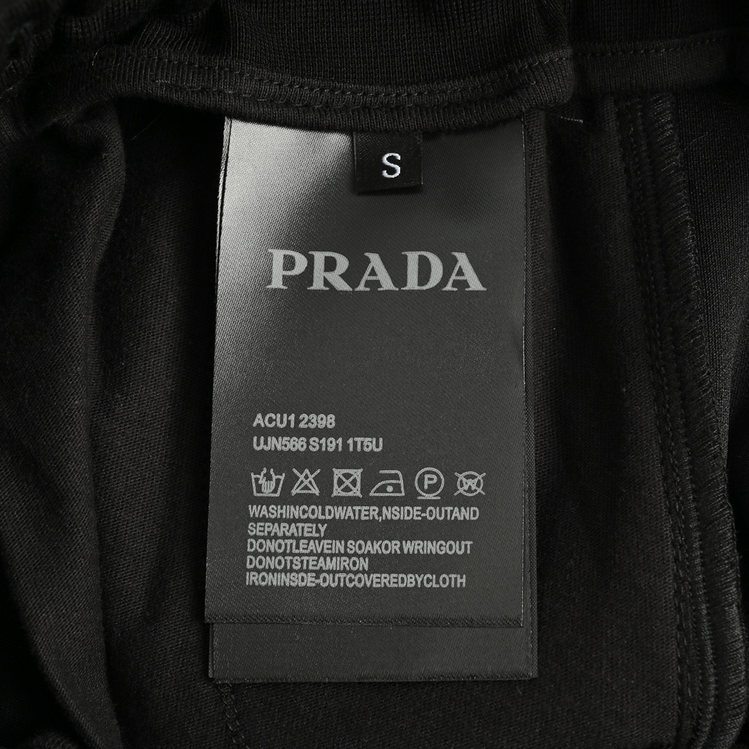 Prada /普拉达 24Fw 三角标织带直筒长裤