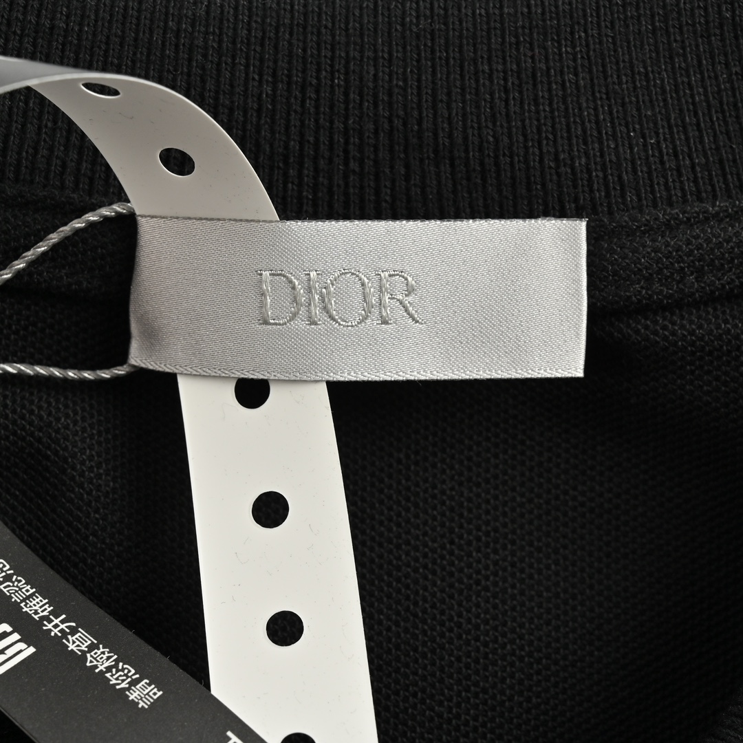 Dior/迪奥 24ss 蜜蜂刺绣Polo短袖 选用棉质珠地网眼布打造