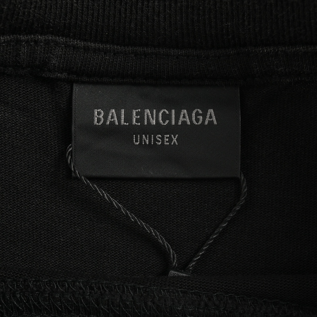 Balenciaga /巴黎世家 24ss 梵文灾难字母印花长袖T恤