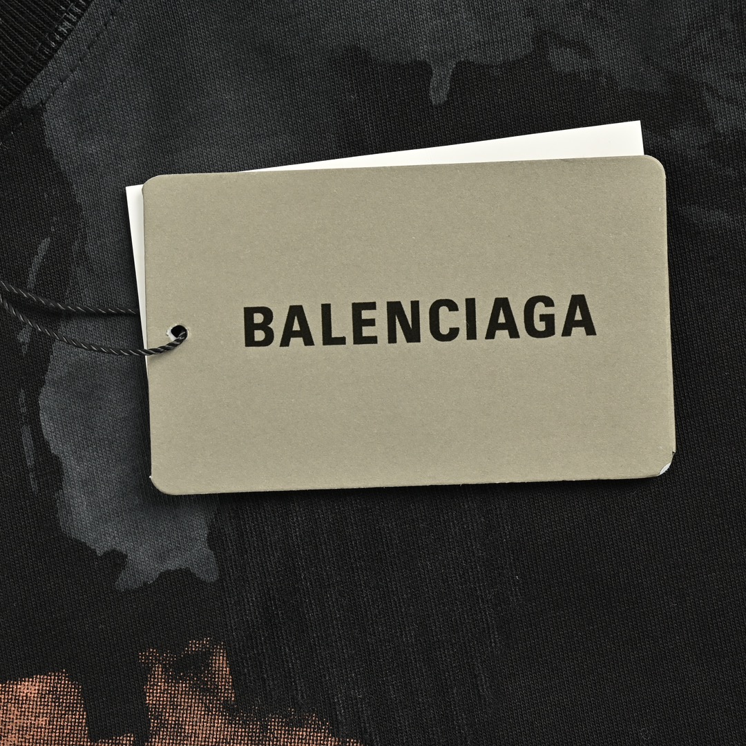 Balenciaga /巴黎世家 24ss 比特币泥染做旧长袖T恤