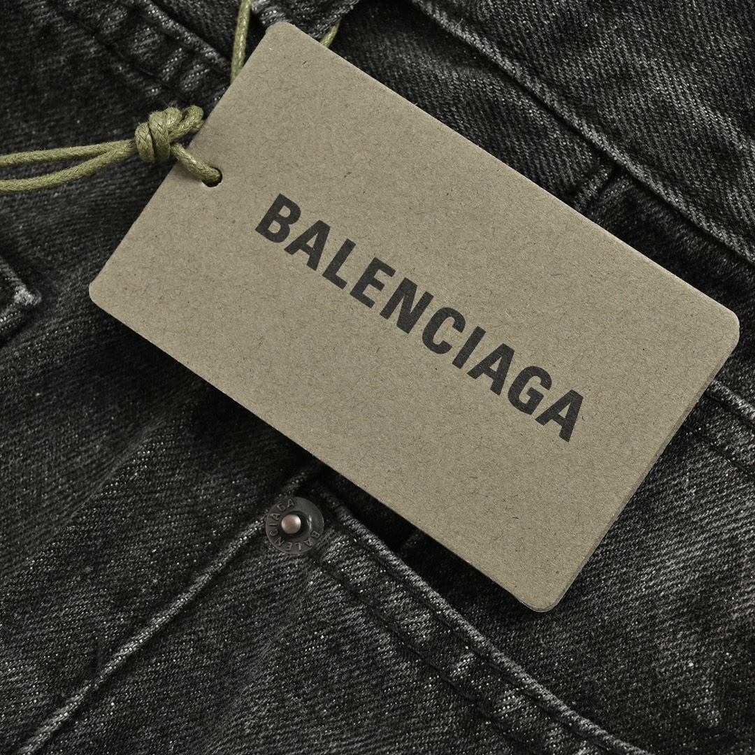 Balenciaga/巴黎世家 水洗黑色宽松阔腿牛仔裤