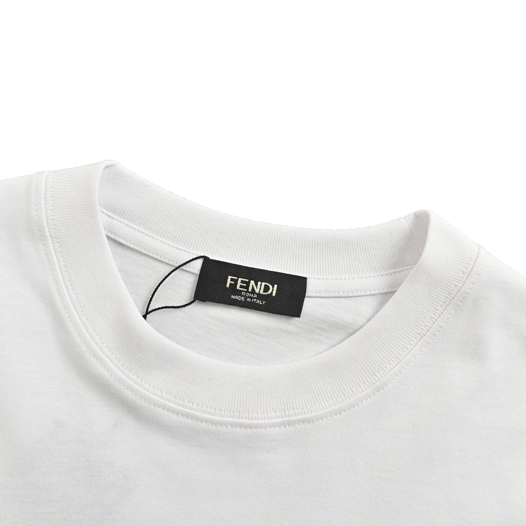 Fendi/芬迪 24ss 胸包印花短袖