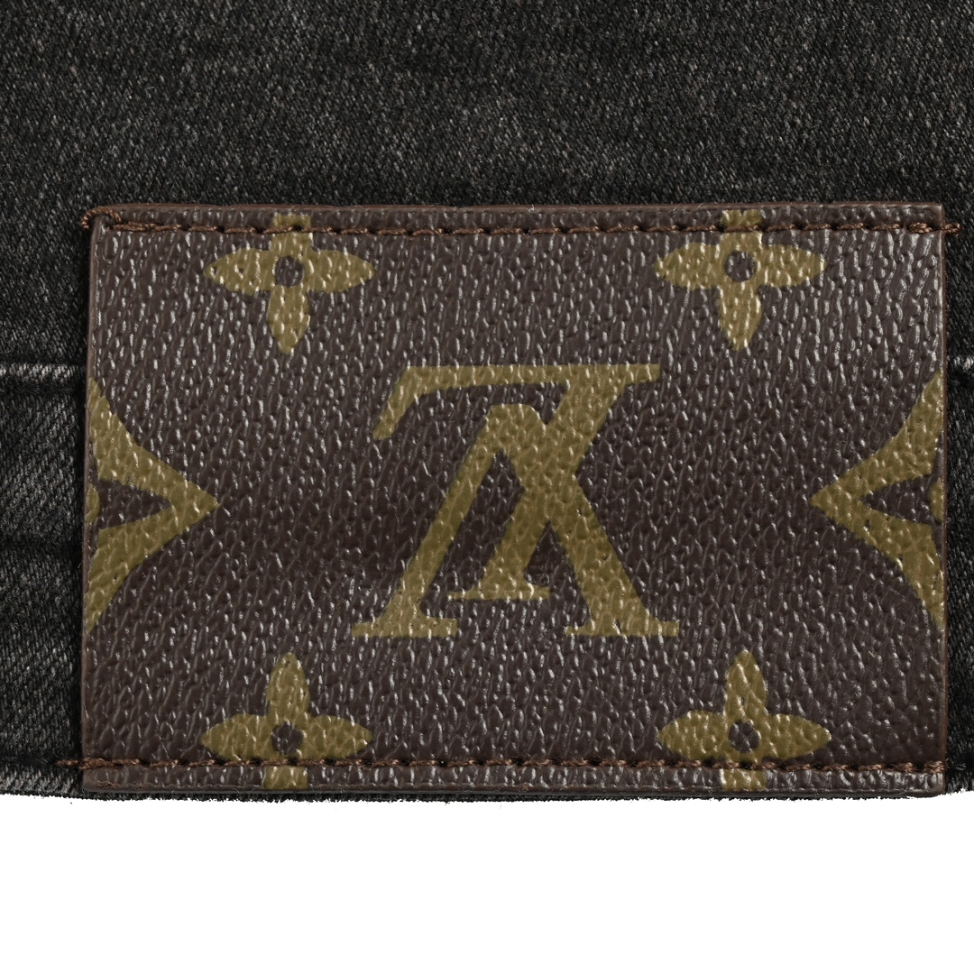 Louis Vuitton/路易威登 24Fw 渐变老花水洗牛仔裤-莆田鞋,莆田鞋货源,高仿鞋,高仿鞋货源,安福档口,莆田高仿鞋,莆田鞋批发,高仿鞋批发,莆田高仿运动鞋,高仿运动鞋,莆田运动鞋 Louis Vuitton/路易威登 24Fw 渐变老花水洗牛仔裤