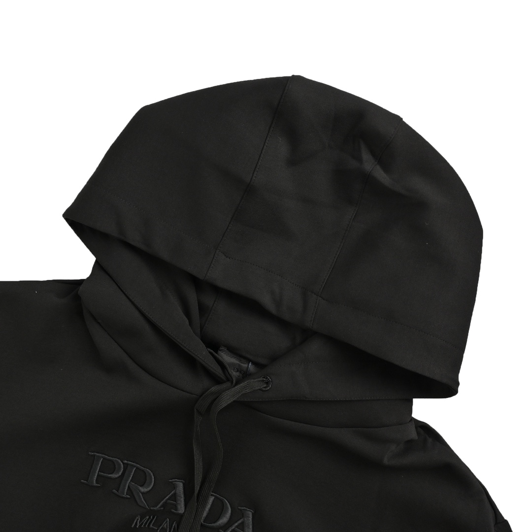 Prada/普拉达 24Fw 胸口刺绣logo连帽卫衣