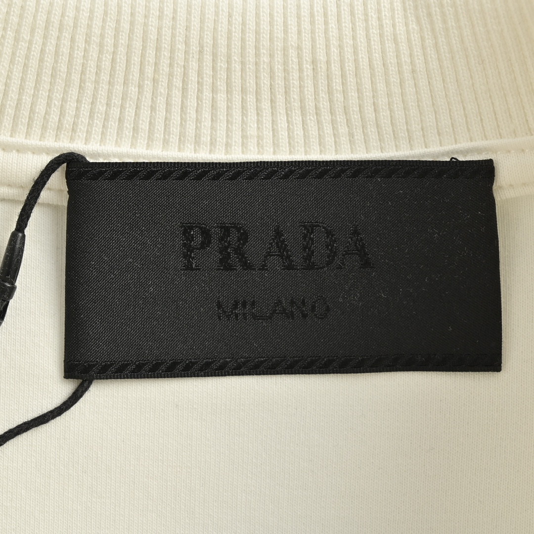 Prada/普拉达 24Fw 胸口口袋三角标圆领卫衣