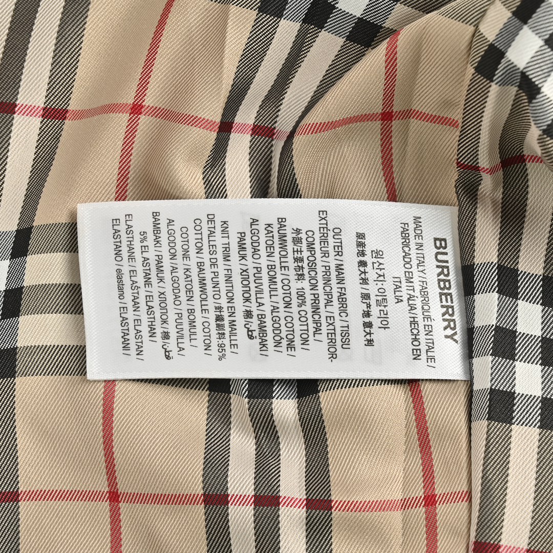 Burberry/巴宝莉 24Fw 刺绣字母战马夹克外套