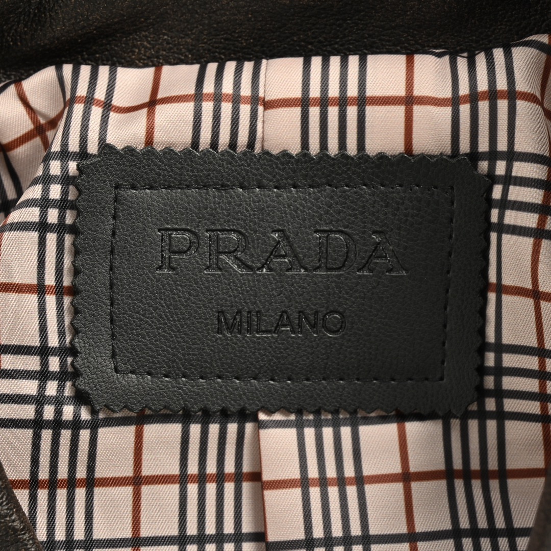 Prada/普拉达 24Fw 后背三角标做旧皮衣外套