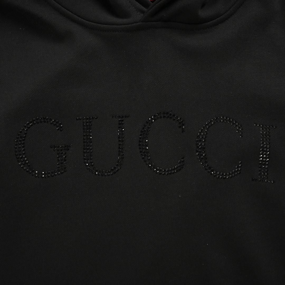 Gucci/古驰 24Fw 胸前烫钻字母连帽卫衣