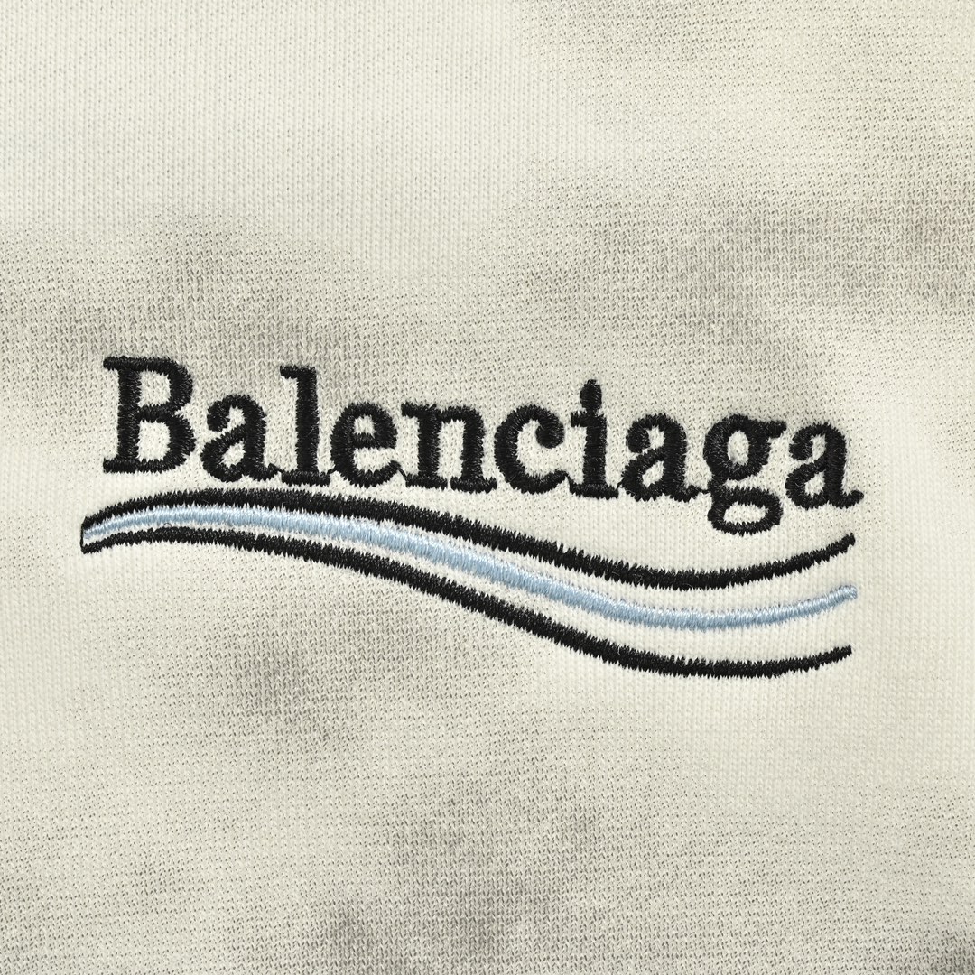 Balenciaga/巴黎世家 24Fw 可乐刺绣泥染做旧连帽卫衣