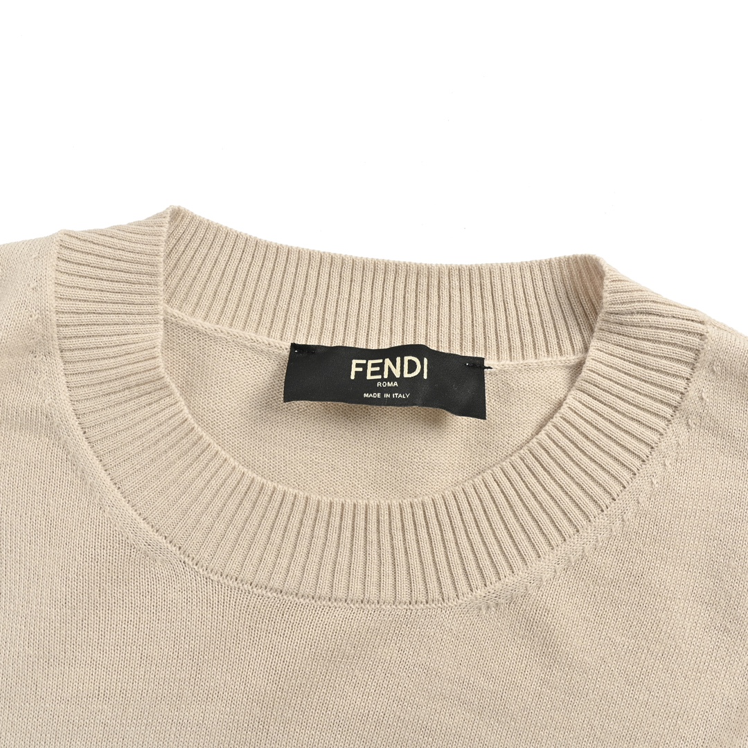 Fendi/芬迪 斜拼字母圆领针织衫毛衣