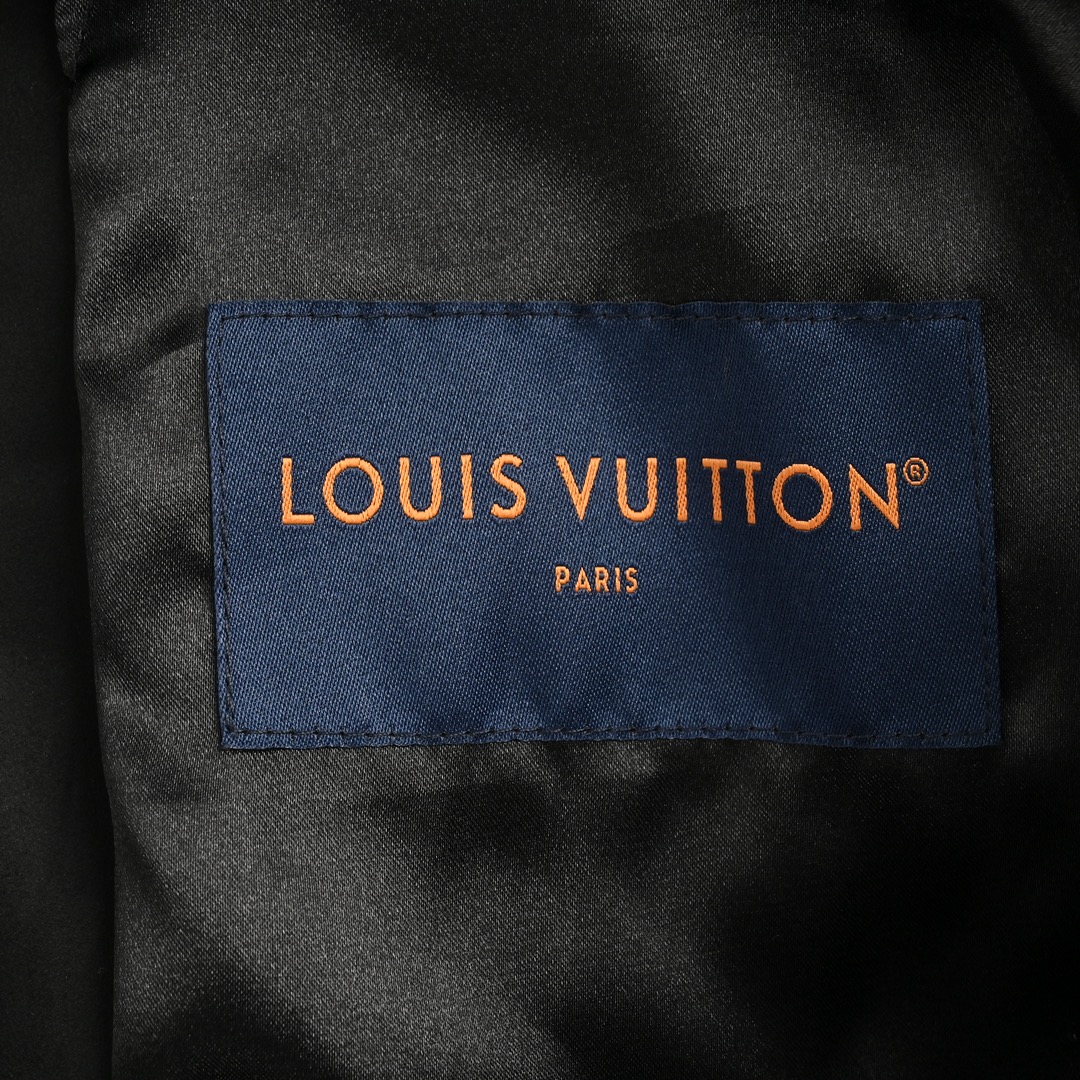 Louis Vuitton/路易威登 24Fw 烫钻四叶草logo 麂皮棒球服夹克外套