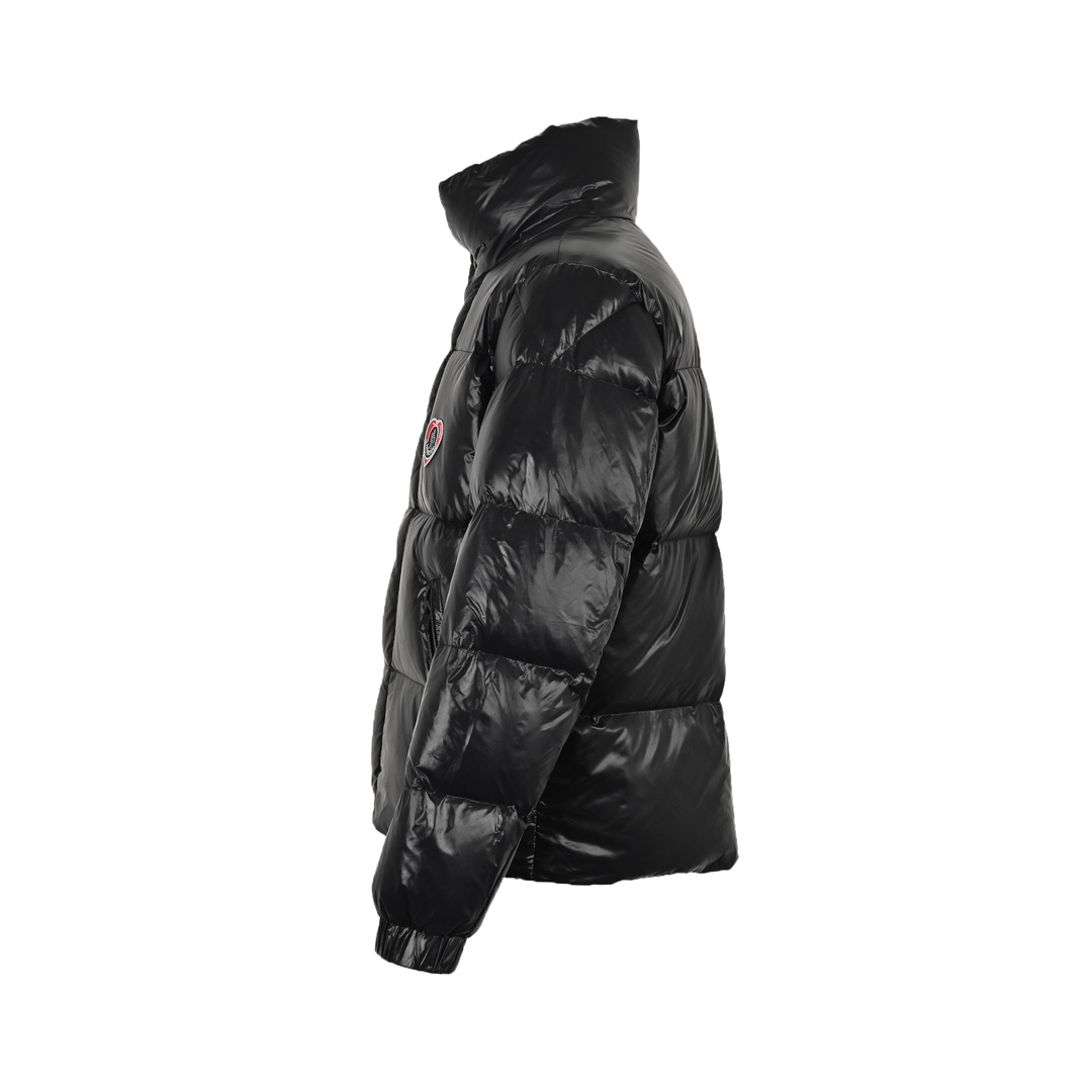 Moncler/蒙口 23Fw 七夕胶囊限定爱心刺绣羽绒服