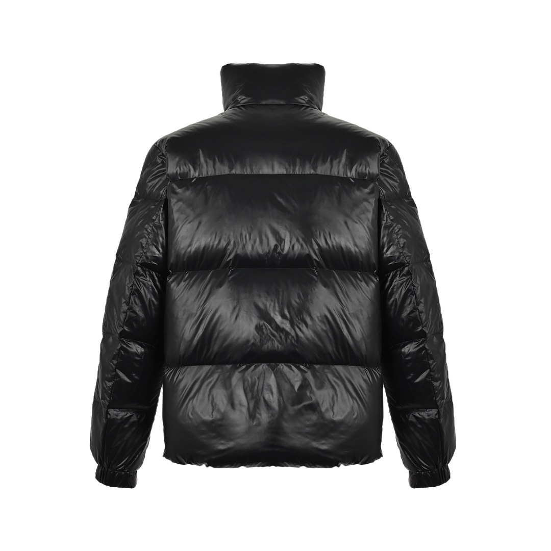 Moncler/蒙口 23Fw 七夕胶囊限定爱心刺绣羽绒服
