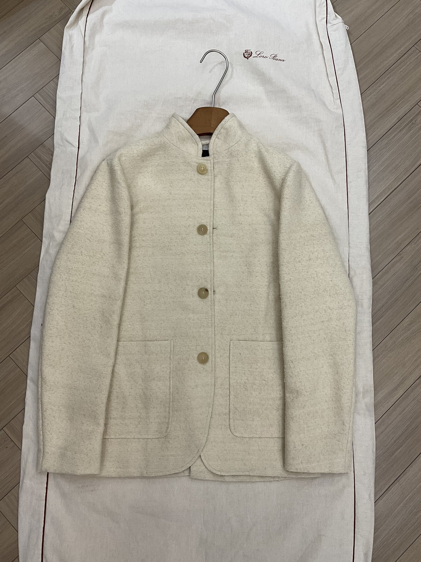 NO:609429,L new jacket original customization 100% silk lining horn buckle sizes 36 38 40 ready for sale, loro piana, jackets & coats, real silk, alexander wang19860909L新款外套 原版定制 内里百分百真丝 牛角扣 尺码36 38 40现货发售,,loro piana,jackets & coats,real silk,alexander wang,Women's clothing