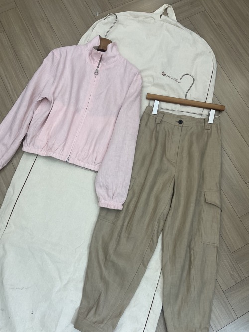 Loro Piana Women's Linen Jacket and Cargo Pants Set - Size 36, 38, 40 1 Loro Piana Women's Linen Jacket and Cargo Pants Set - Size 36, 38, 40