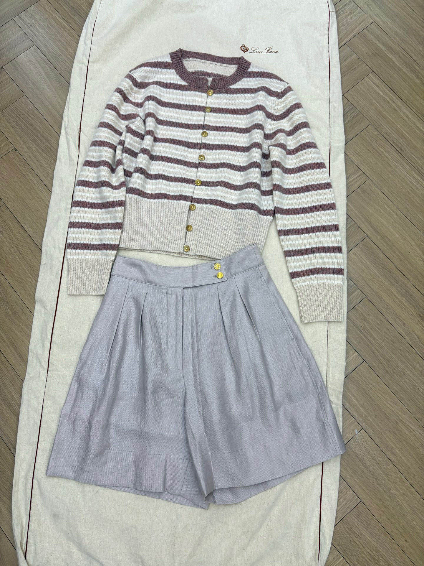 NO:472147,Cardigans Shorts Matching Reference Spot, shorts, alexander wang19860909开衫 短裤 搭配参考 现货,,shorts,alexander wang,Women's clothing