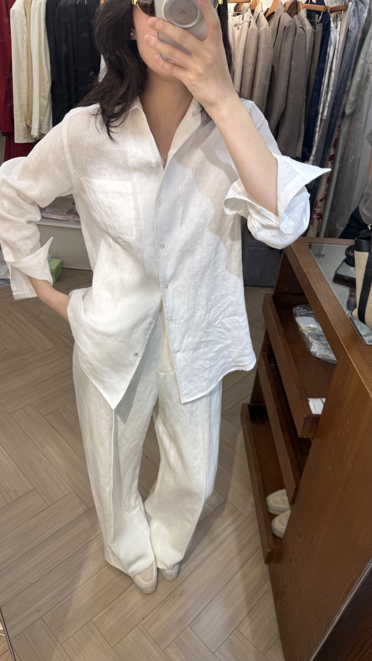 NO:830493,The upper body reference of the young lady in the store: linen shirt, wool and linen pants, ready for sale,,19860909小姐姐店里上身参考 亚麻衬衣 羊毛亚麻裤 现货发售,,,Women's clothing