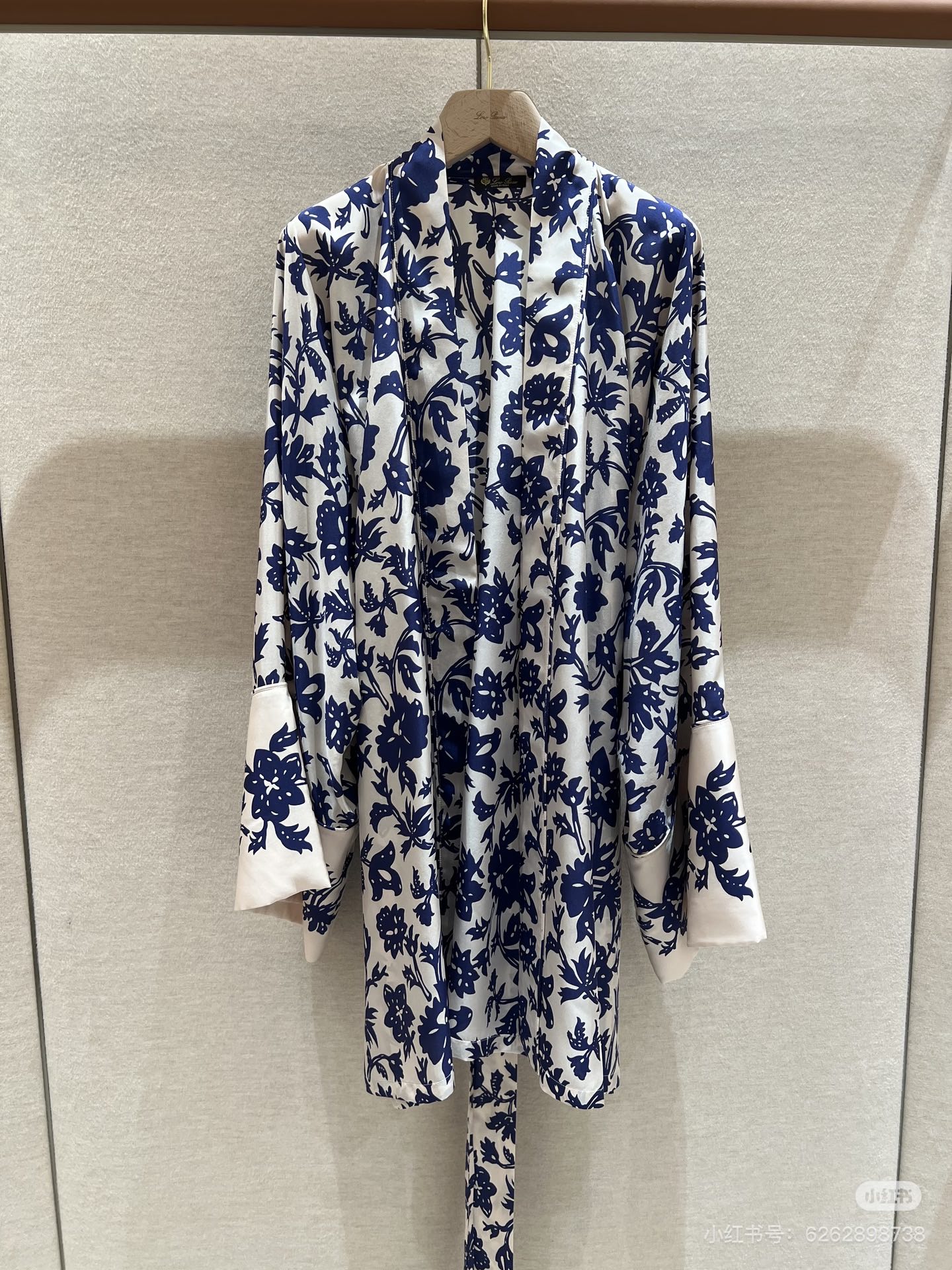 NO:873325,Cape/top/skirt/straight pants available from stock,,skirts,19860909斗篷/上衣/半裙/直筒裤 现货供应,,skirts,,Women's clothing
