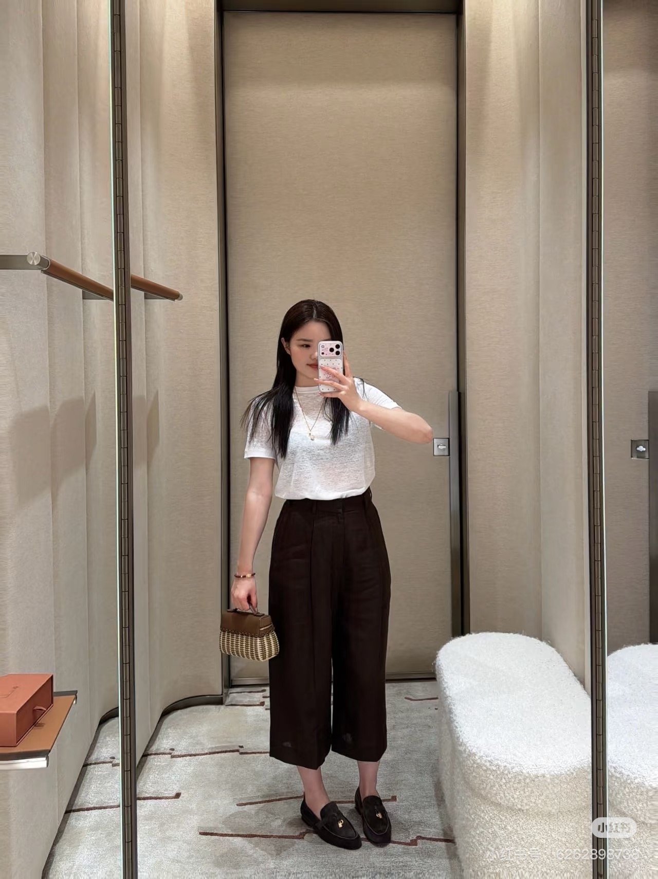 NO:877326,Linen cropped pants upper body reference,,19860909亚麻九分裤 上身参考,,,Women's clothing