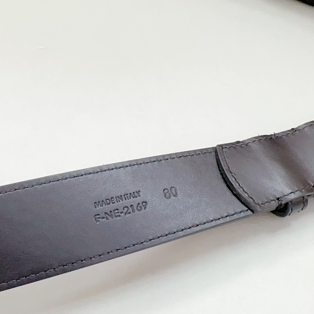💥💥💥3.5cm 塞琳官网新款，双面头层牛皮皮料，长度：.75.80.85.90.95.100.105.