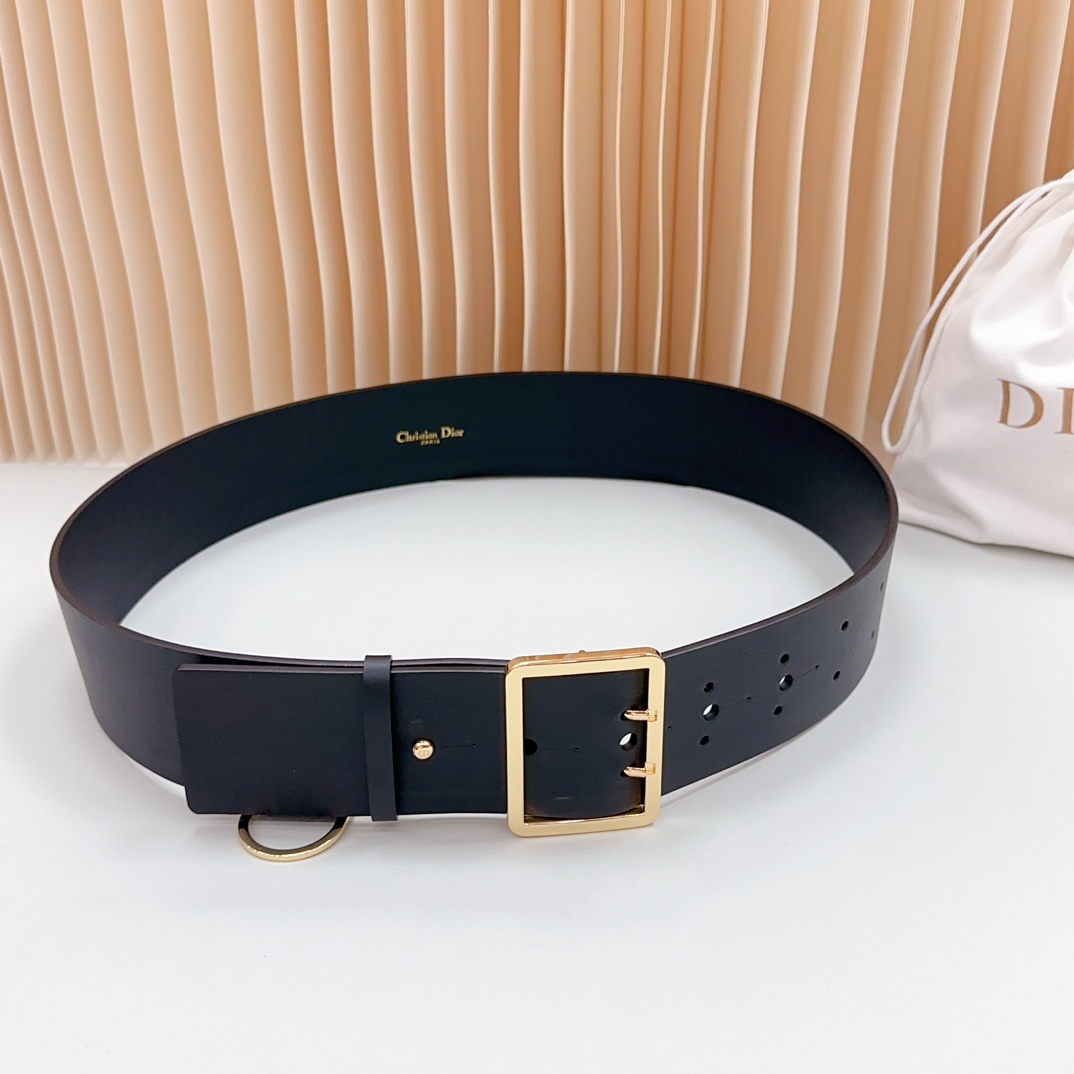 Dior Cintos Luxo falso
 Couro de vaca