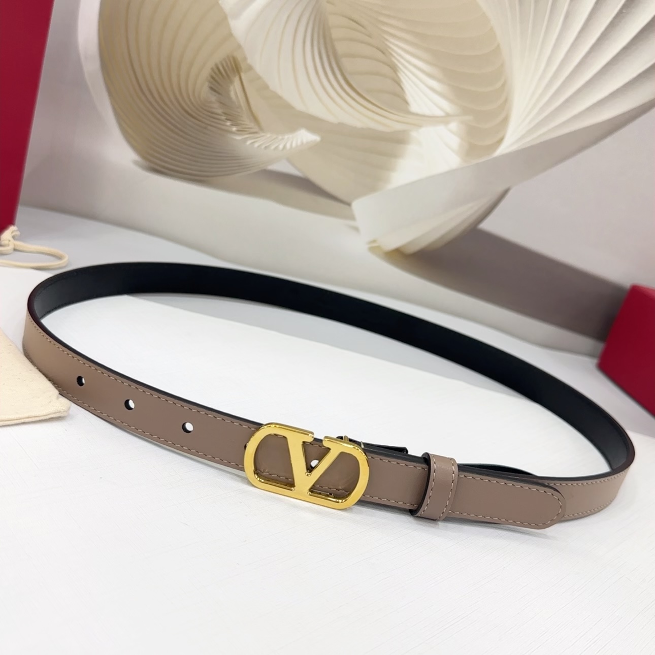 Valentino 代购级 华伦天奴腰带 宽度2 0cm 双面头层牛皮皮料 长度： 75 80 85