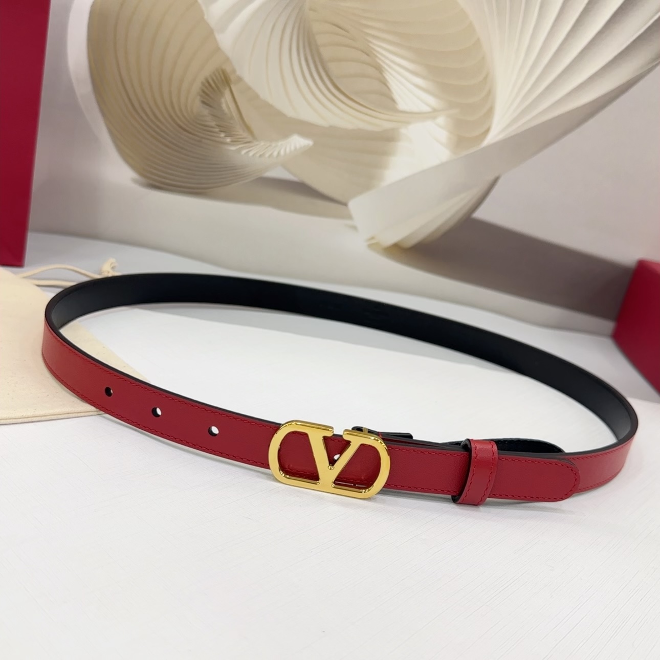 Valentino 代购级 华伦天奴腰带 宽度2 0cm 双面头层牛皮皮料 长度： 75 80 85