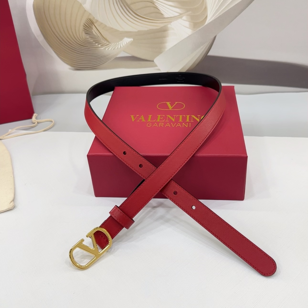 Valentino 代购级 华伦天奴腰带 宽度2 0cm 双面头层牛皮皮料 长度： 75 80 85