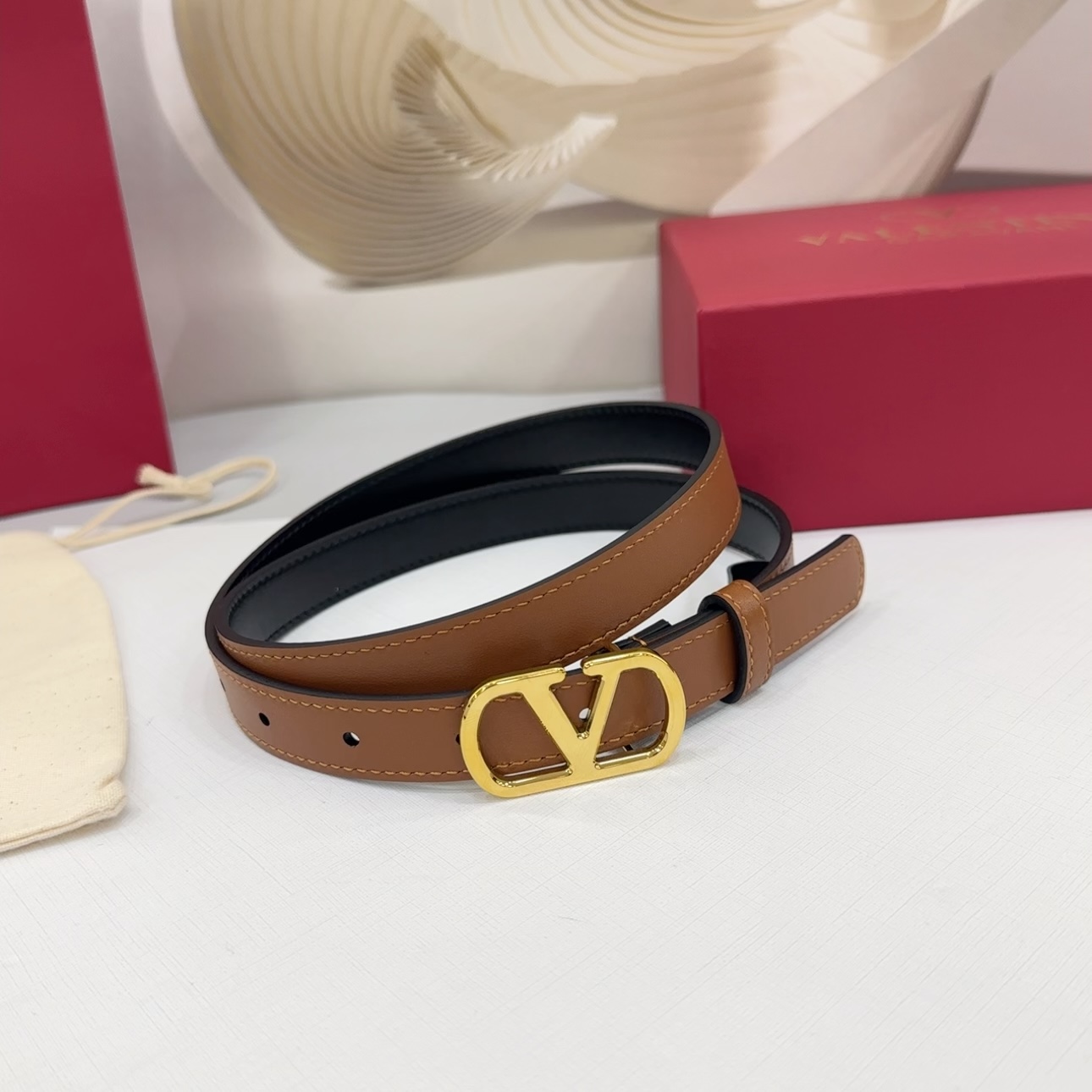 Valentino 代购级 华伦天奴腰带 宽度2 0cm 双面头层牛皮皮料 长度： 75 80 85