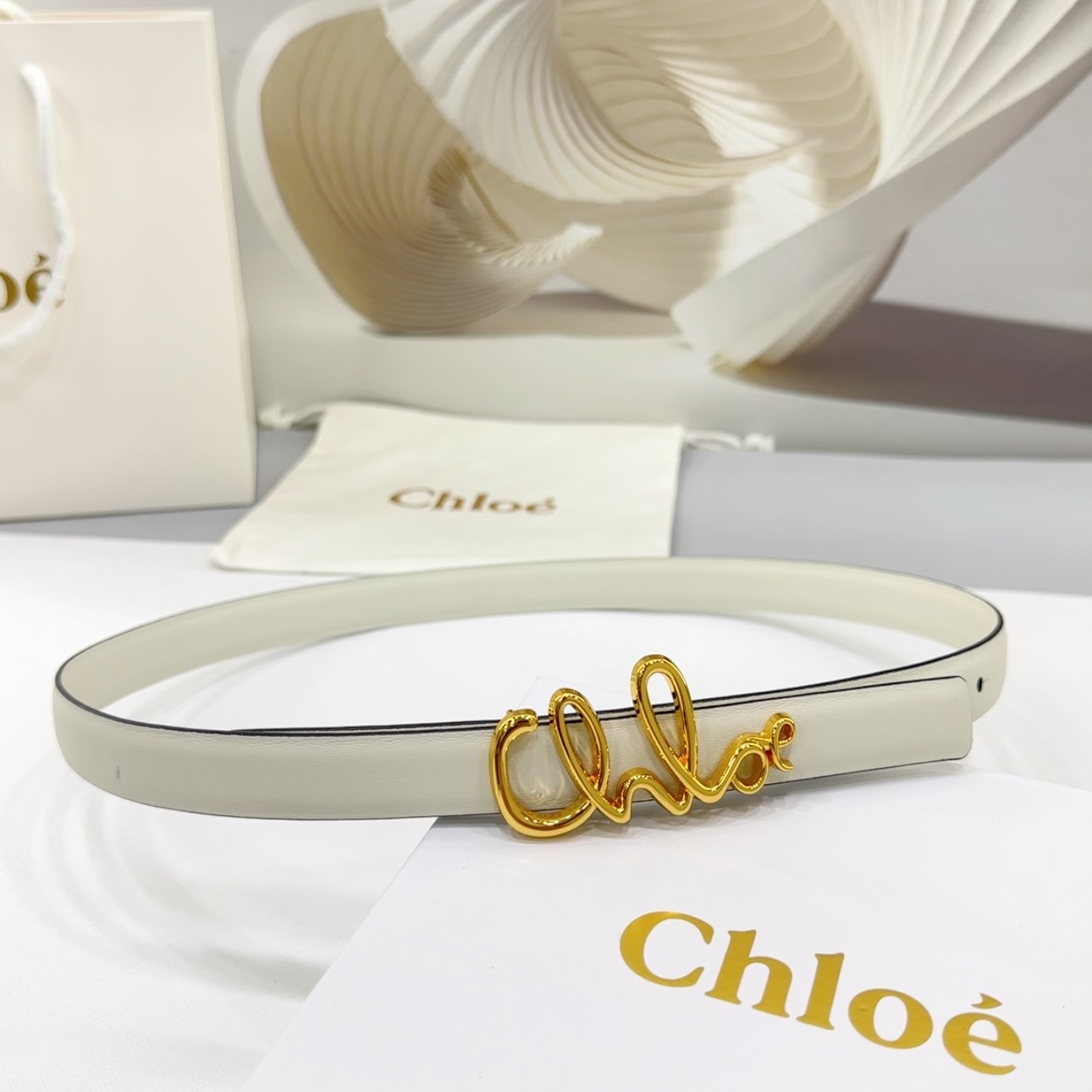 NO:140335,Original single 2.0cm Chloe Chloe belt, double-sided head layer cowhide, length 75.80.85.90.95.100 euros. Bright gold hardware buckle original mold opening custom celebration][celebration][celebration], belt, chloe, loewe, cowhide19860909原单 2.0cm克洛伊Chloe腰带,双面头层牛皮,长度75.80.85.90.95.100欧. 亮金五金扣原版开模定制庆祝][庆祝][庆祝],皮带,chloe,loewe,cowhide,Belt