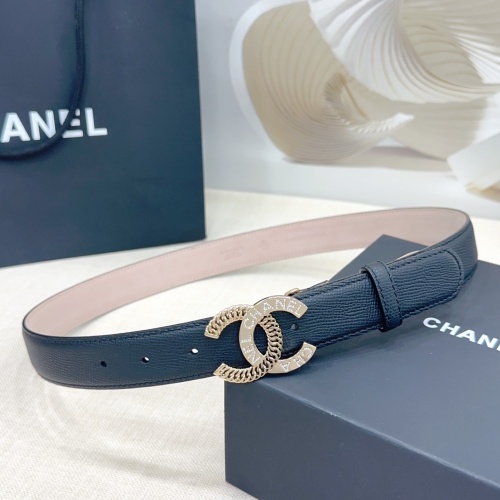 Chanel Women's 3.0cm Double-Sided Leather Belt with CC Buckle 1 Chanel Women's 3.0cm Double-Sided Leather Belt with CC Buckle