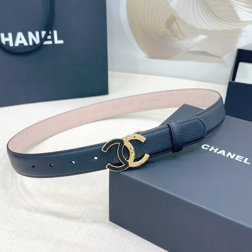 Chanel 3.0cm Reversible Leather Belt with CC Buckle - Stylish & Versatile 1 Chanel 3.0cm Reversible Leather Belt with CC Buckle - Stylish & Versatile