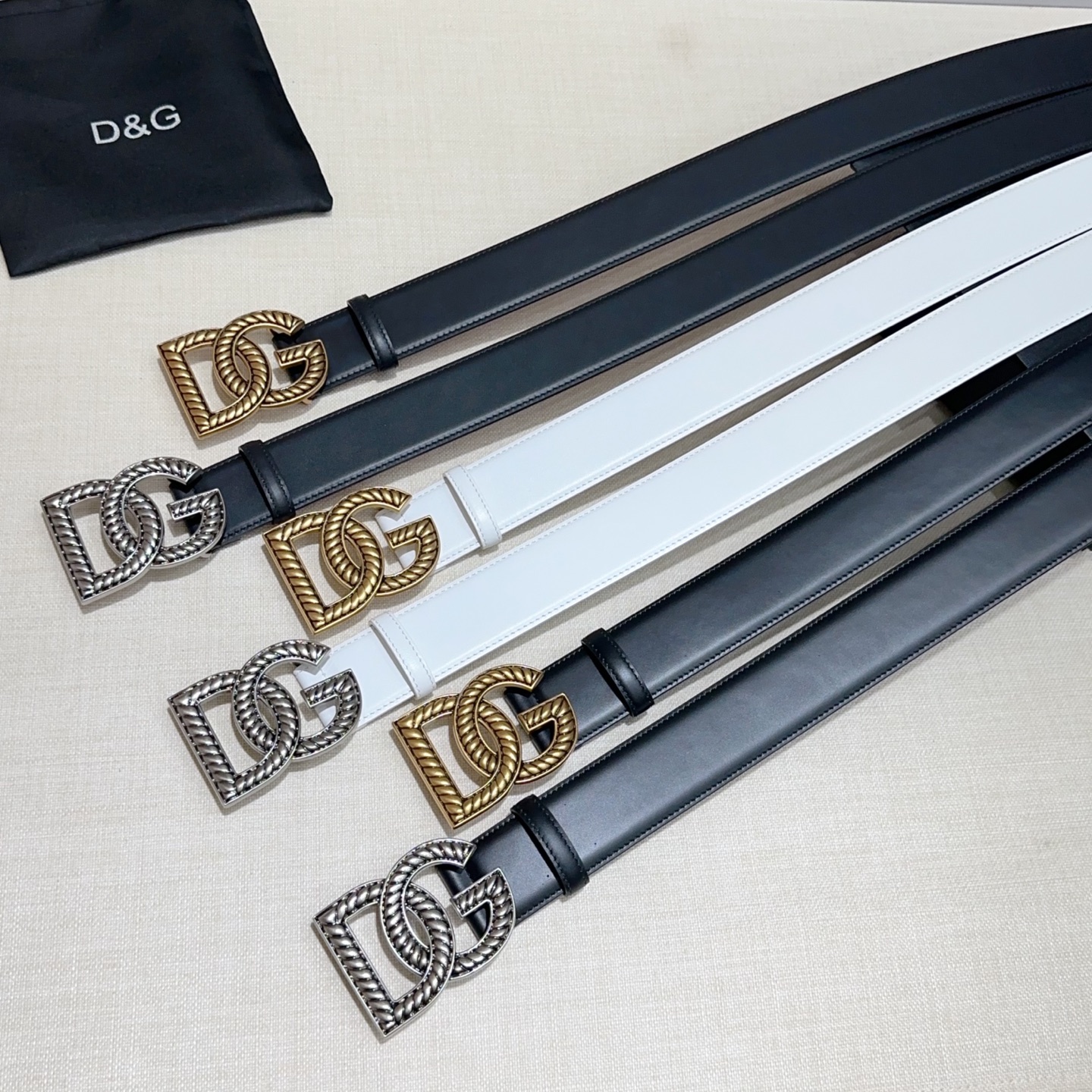💥💥💥4.0cm迪嘉班纳D&G腰带，双面头层牛皮，长度：75.80.85.90.95.100.105.1