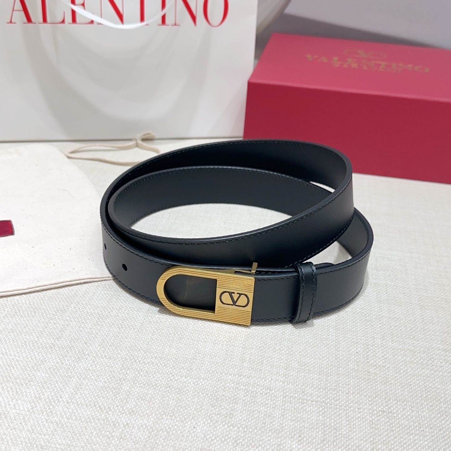 💥💥💥3.0cm华伦天奴腰带，双面头层牛皮，长度：75.80.85.90.95.100.105欧，铜五金