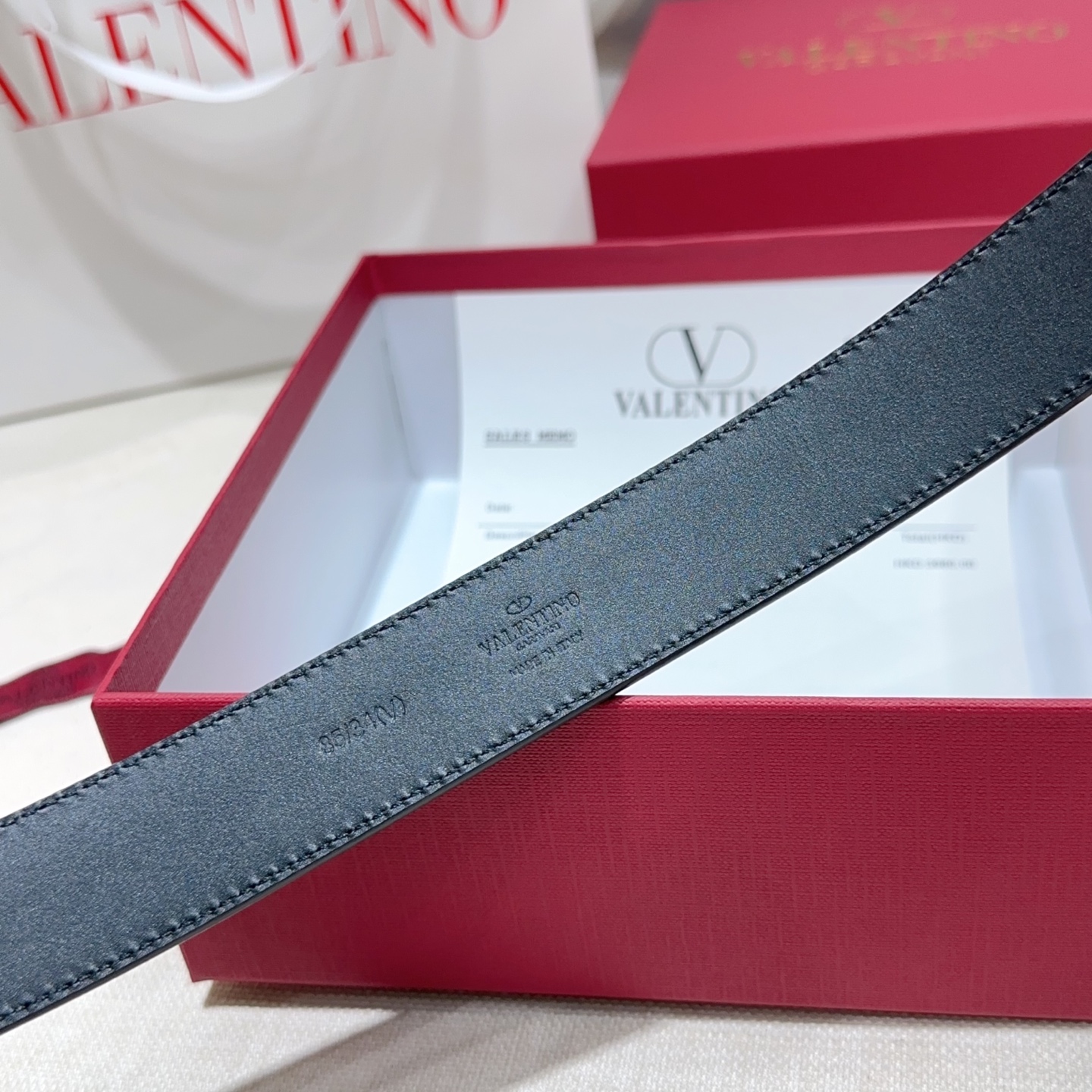 💥💥💥3.0cm华伦天奴腰带，双面头层牛皮，长度：75.80.85.90.95.100.105欧，铜五金