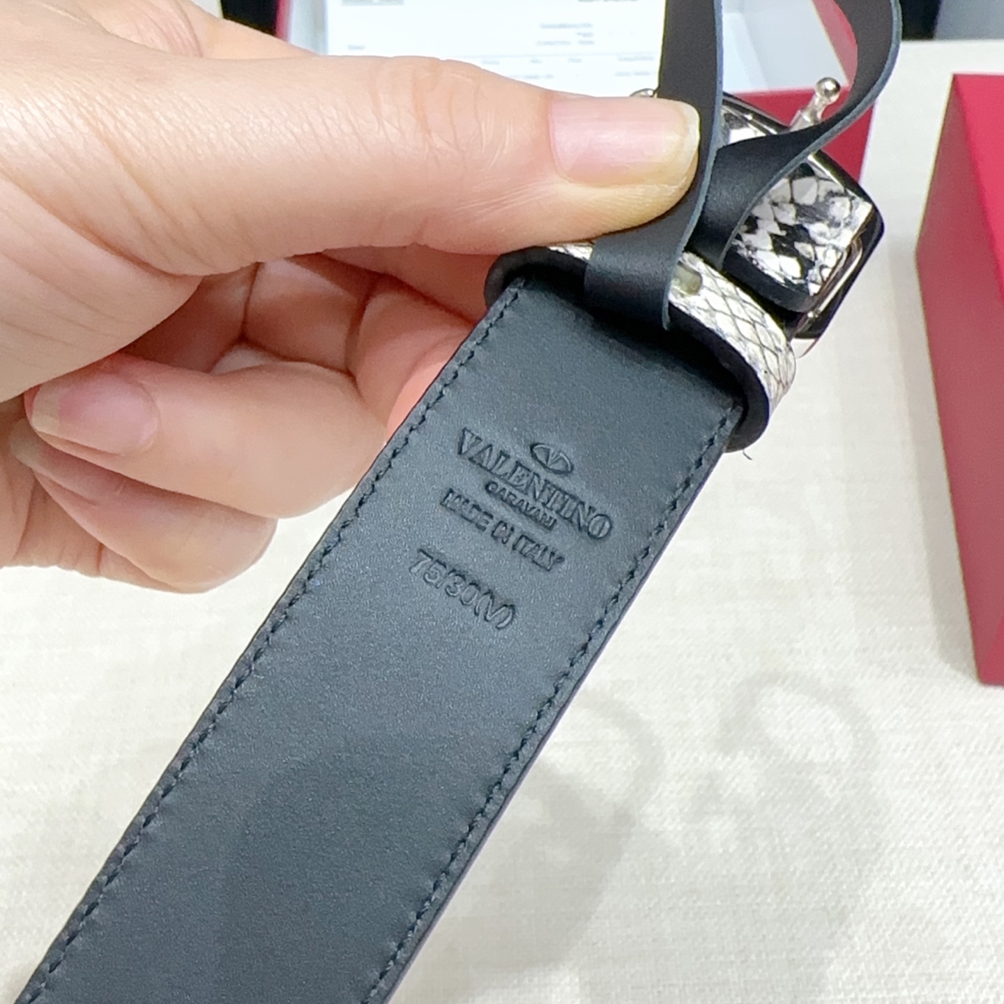 💥💥💥3.0cm华伦天奴腰带，双面头层牛皮，长度：75.80.85.90.95.100.105.110欧