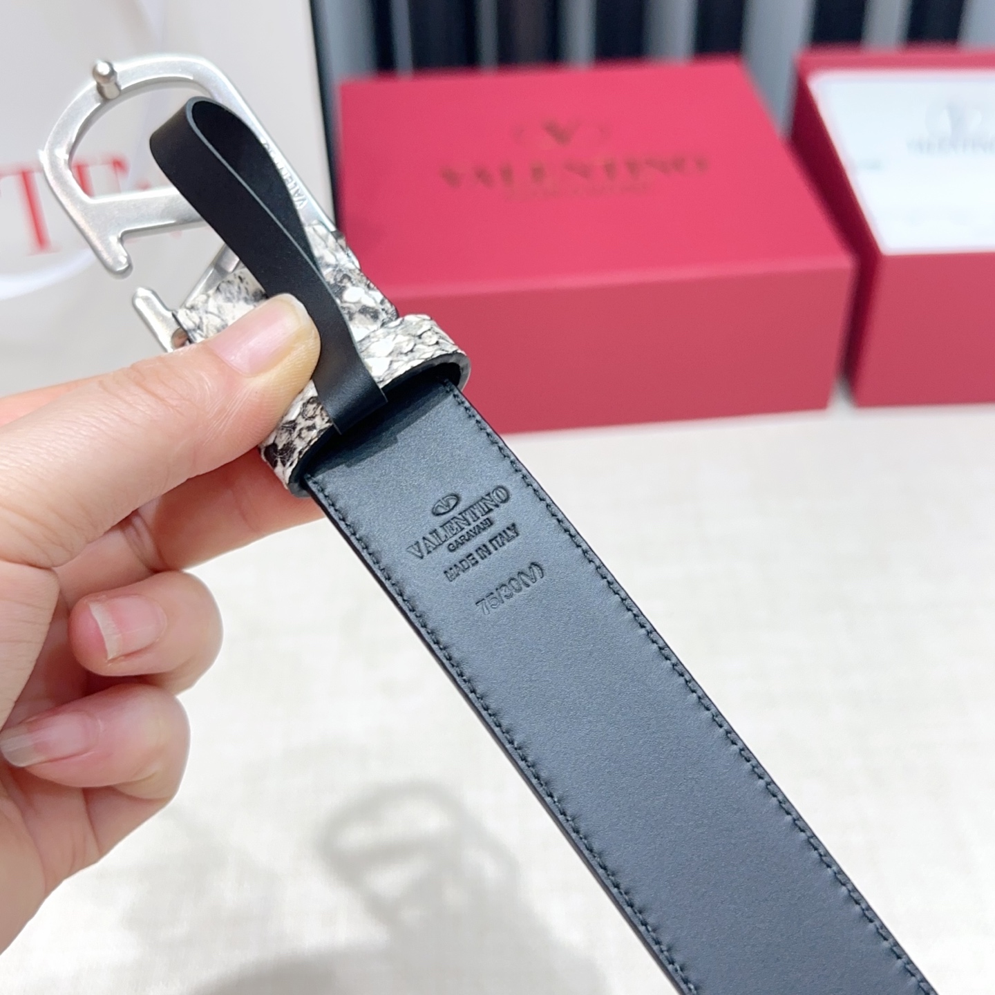 💥💥💥3.0cm华伦天奴腰带，双面头层牛皮，长度：75.80.85.90.95.100.105.110欧