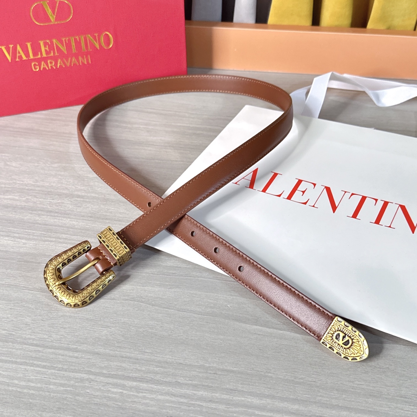 💥💥💥2.0cm 华伦天奴 腰带，双面头层牛皮，长度：75.80.85.90.95.100.105欧，铜