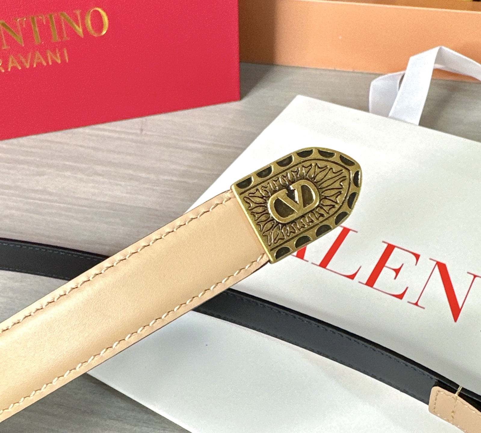 💥💥💥2.0cm 华伦天奴 腰带，双面头层牛皮，长度：75.80.85.90.95.100.105欧，铜