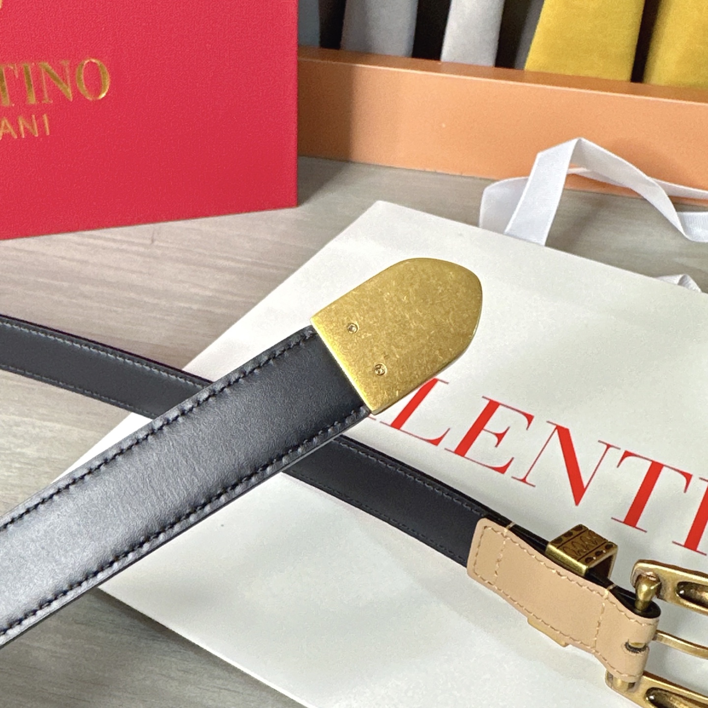 💥💥💥2.0cm 华伦天奴 腰带，双面头层牛皮，长度：75.80.85.90.95.100.105欧，铜