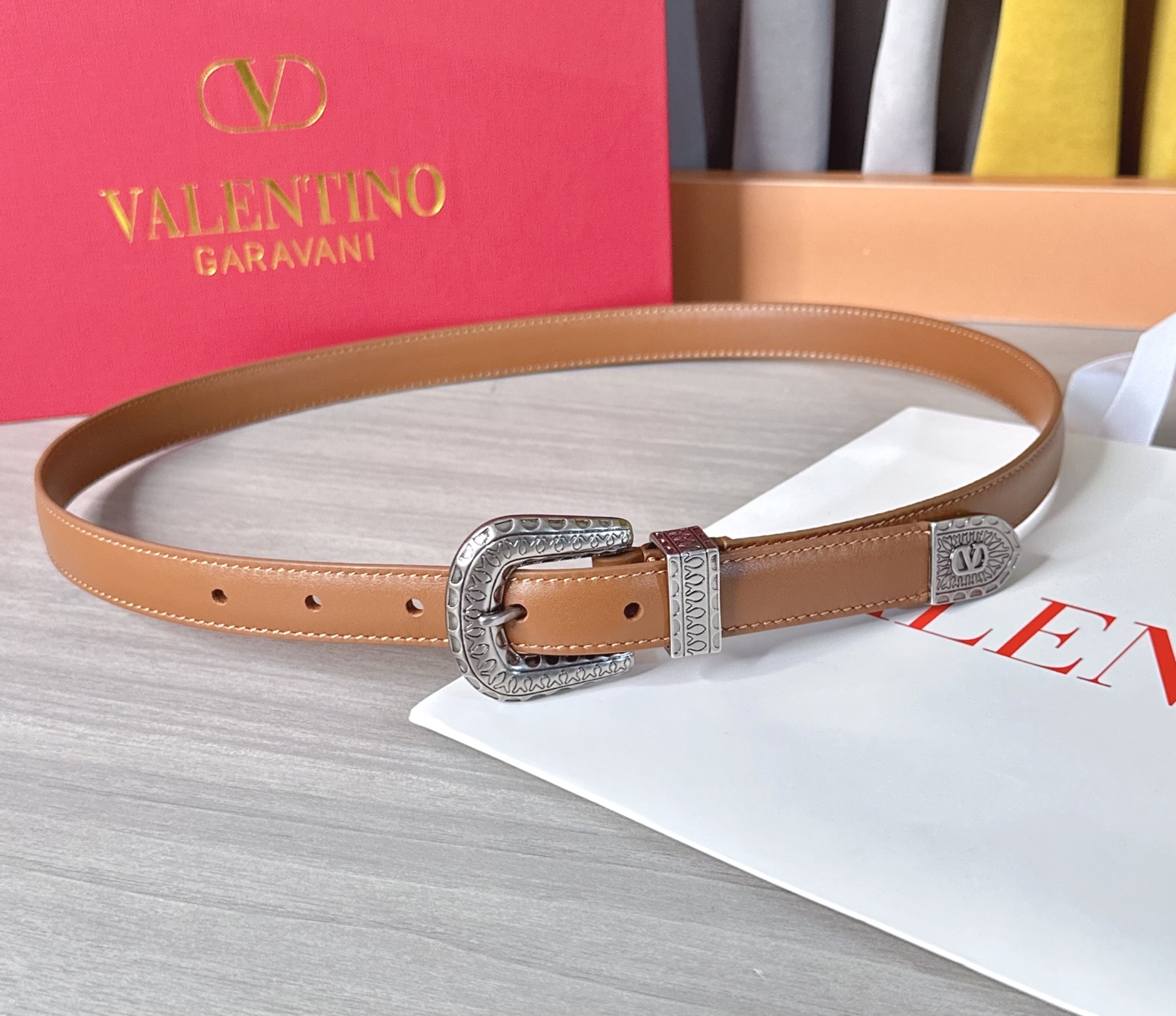 💥💥💥2.0cm 华伦天奴 腰带，双面头层牛皮，长度：75.80.85.90.95.100.105欧，铜