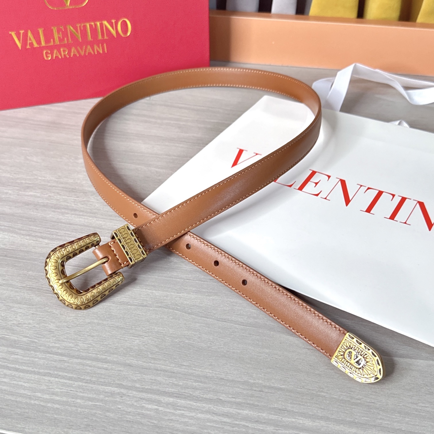 💥💥💥2.0cm 华伦天奴 腰带，双面头层牛皮，长度：75.80.85.90.95.100.105欧，铜