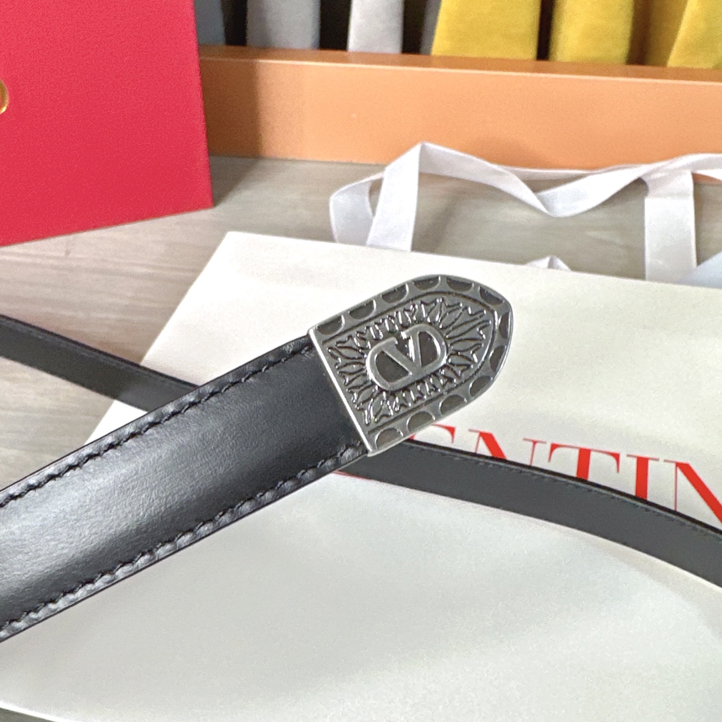 💥💥💥2.0cm 华伦天奴 腰带，双面头层牛皮，长度：75.80.85.90.95.100.105欧，铜