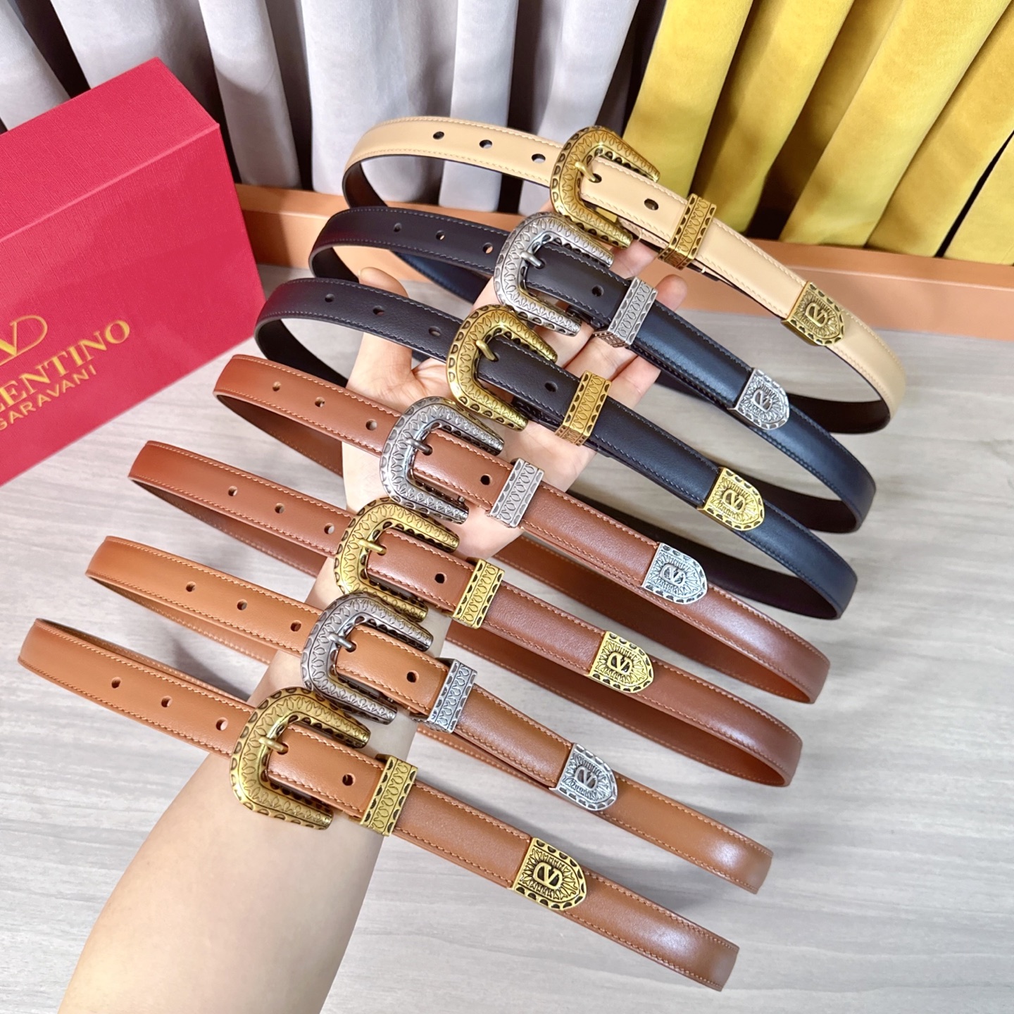 💥💥💥2.0cm 华伦天奴 腰带，双面头层牛皮，长度：75.80.85.90.95.100.105欧，铜